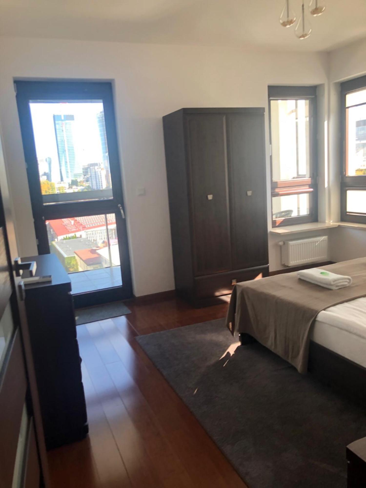 Apartament H&P Silver وارسو المظهر الخارجي الصورة