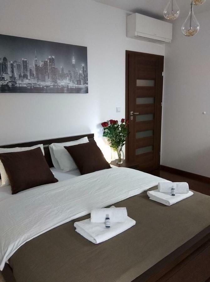 Apartament H&P Silver وارسو المظهر الخارجي الصورة